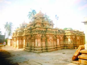 ck Begur temple. chola style