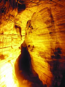 Belum Caves. Beautiful rock formation walls to passages ck.